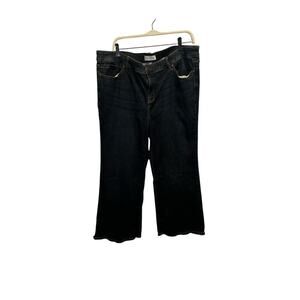 Lane Bryant dark wash boot cut short jeans sz 22